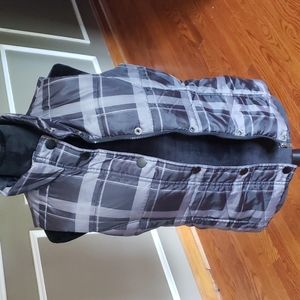 IZOD Vest Size Small